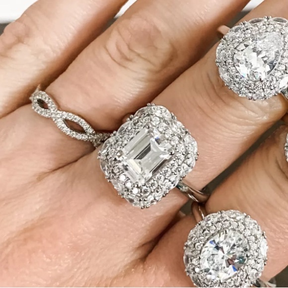 DIAMONIQUE Silver Double Halo 35th Anniversary Emerald SPARKLES Sold out Ring 8 - Picture 2 of 3